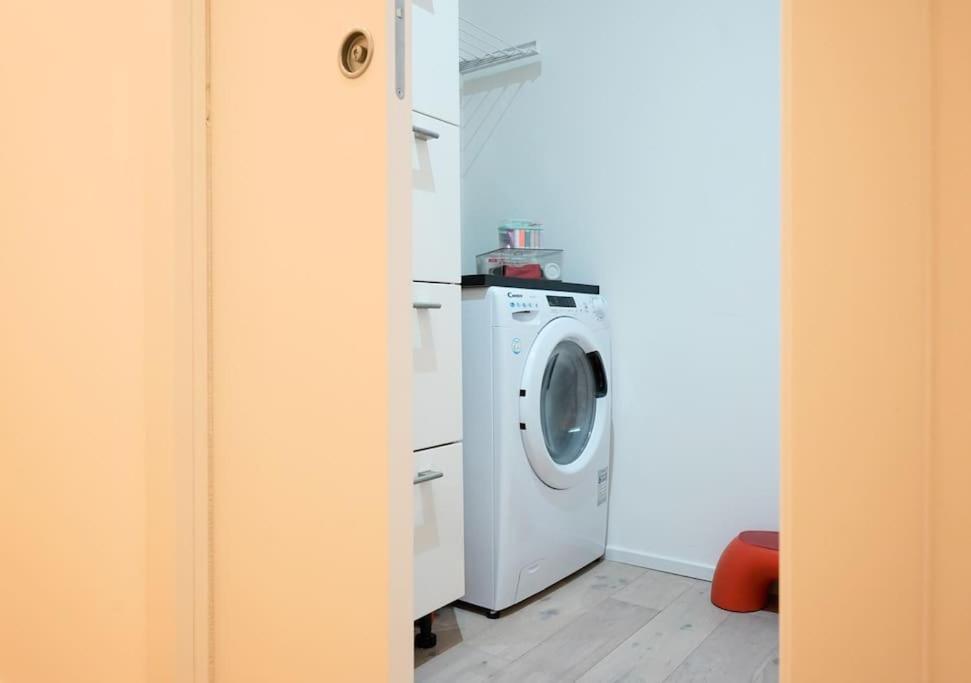 Navigli-Bocconi Spazio Luce Design Apartment Milan Bagian luar foto